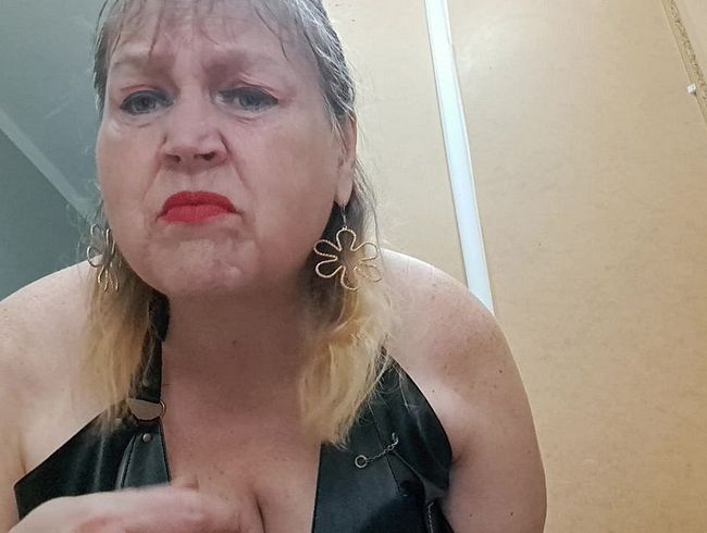 bla*flittchen Porno Video: ana*strafe für dich skla*en