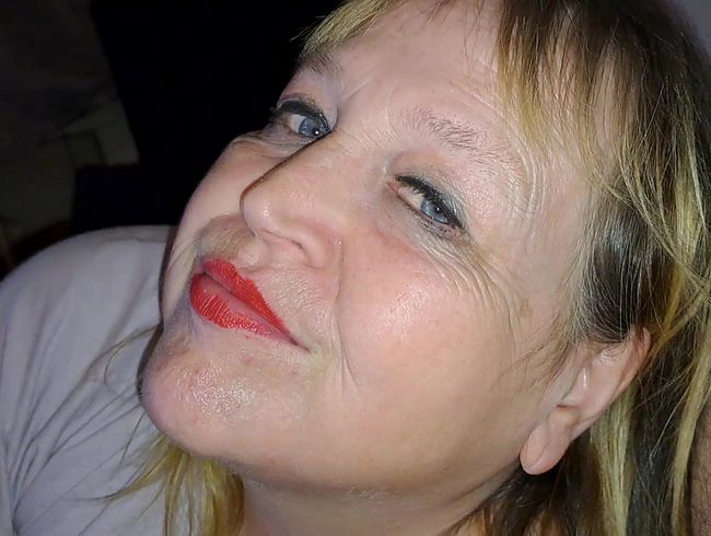 bla*flittchen Porno Video: (D)ein bla*geiles Flittchen