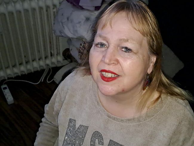 bla*flittchen Porno Video: Ein geiler (weit-) pi** für dich