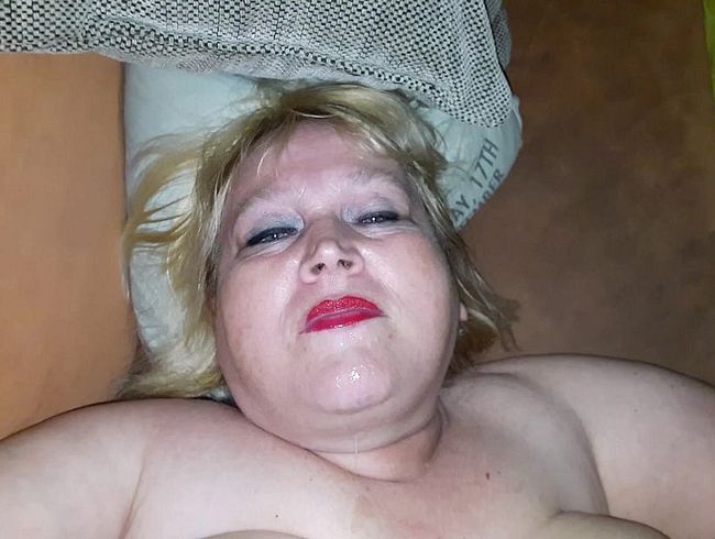 bla*flittchen Porno Video: gib mir die w*xxe ins Maul