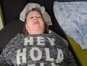 bla*flittchen Porno Video: Höschenpi** beim fo**enspank