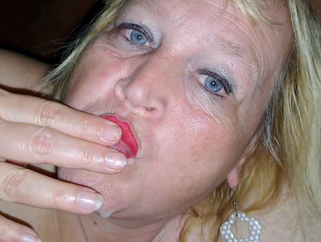 bla*flittchen Porno Video: Ich bu*s gern mit dem Mund das sper*a raus
