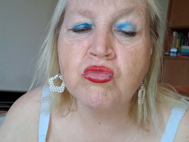 bla*flittchen Porno Video: Ich schau dir wortlos beim wi**sen zu