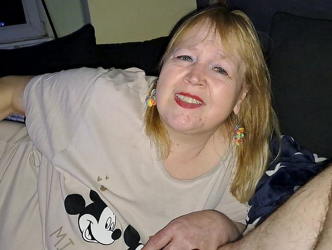 bla*flittchen Porno Video: Ich wi**s dir mal wieder ein - POV