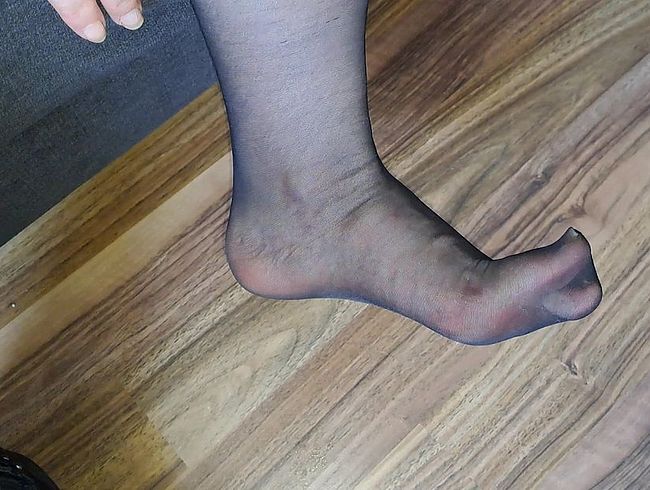 bla*flittchen Porno Video: Meine Nylonfüsse für dich