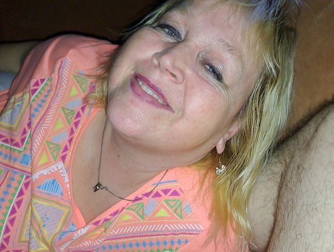 bla*flittchen Porno Video: Mundgefi**te Massage