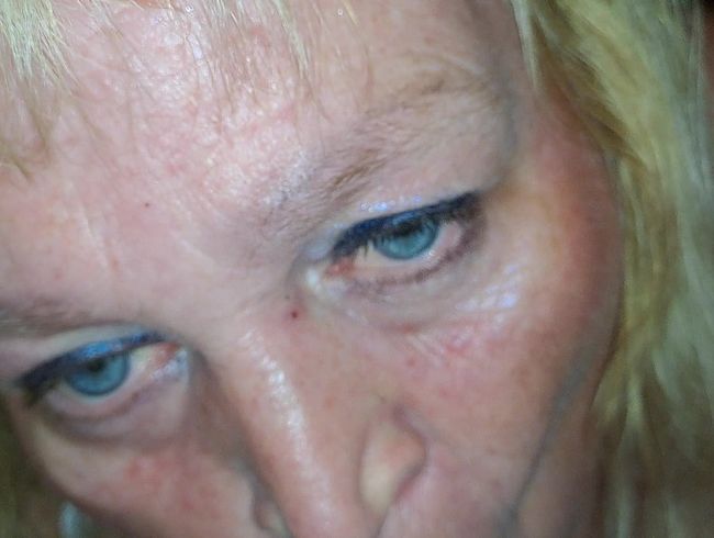 bla*flittchen Porno Video: Soft POV - Dir ein bla*en