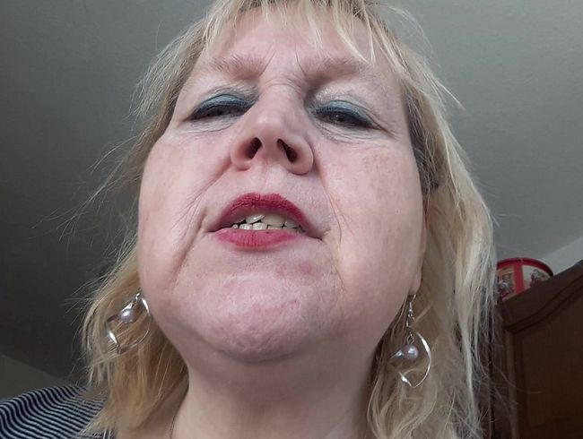 bla*flittchen Porno Video: strenger wi**sbefehl (d)einer Milf