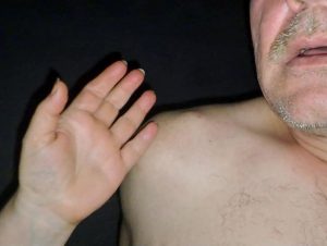 bla*flittchen Porno Video: wi**sskla*en demütigung